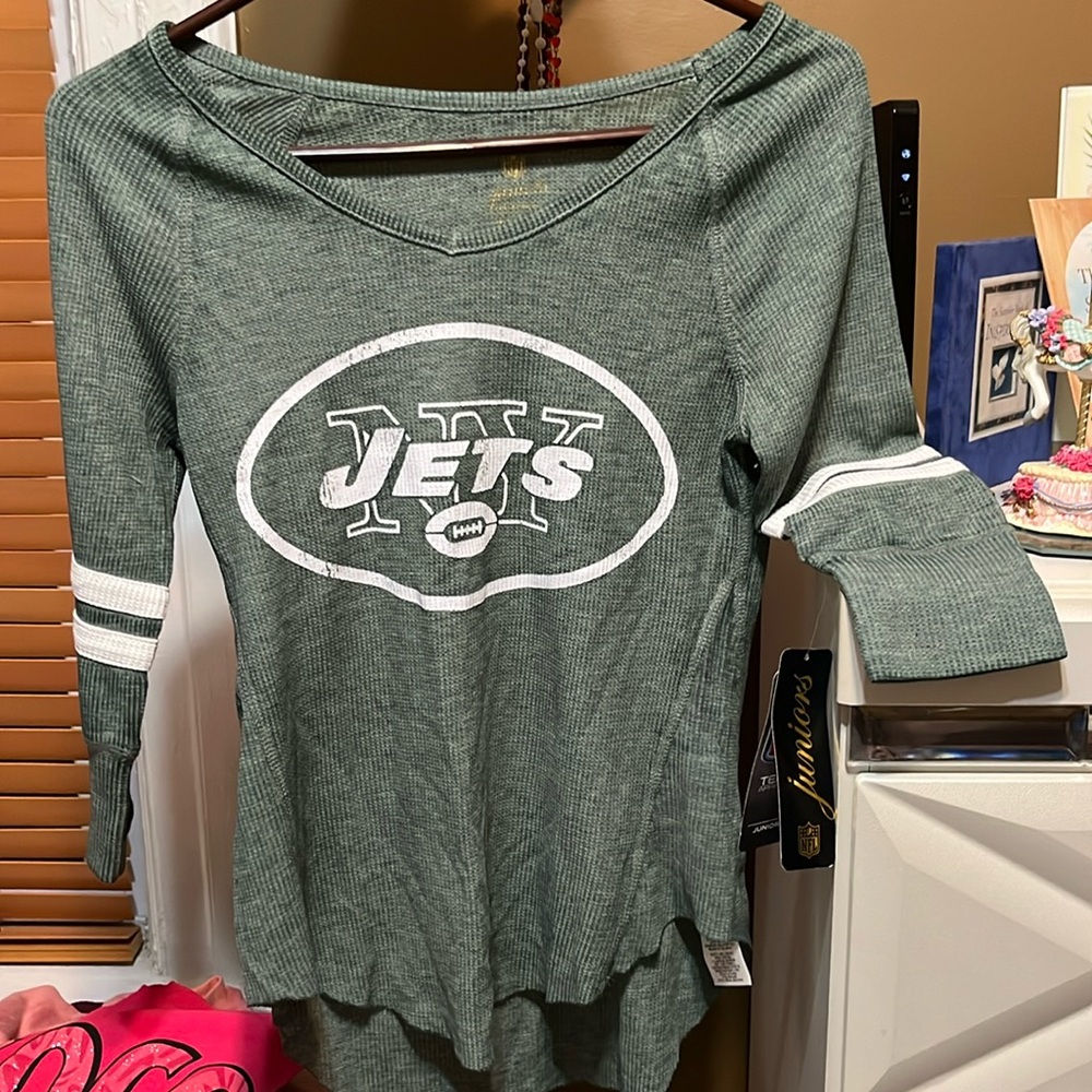 Juniors jets shirt